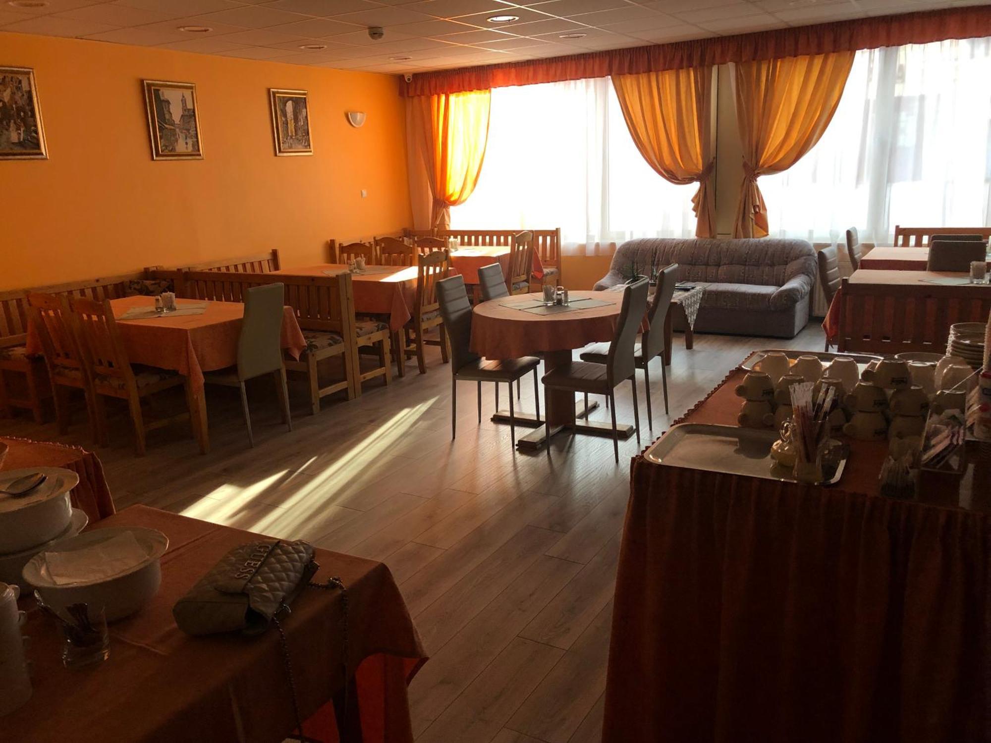 City Hotel Siofok Hotel 3*